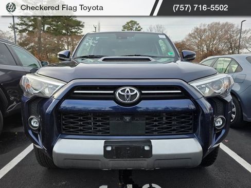 Used 2022 Toyota 4Runner TRD Off-Road Premium image 2