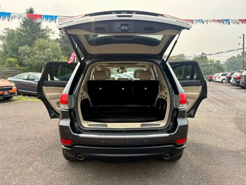 Used 2014 Jeep Grand Cherokee Limited w/ Luxury Group II AWD/4WD image 21