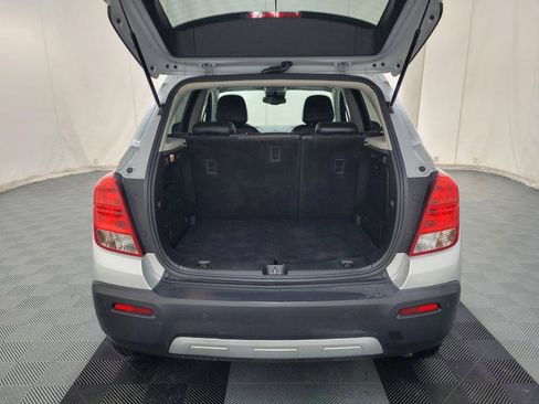 Used 2016 Chevrolet Trax LT w/ LT Convenience Package AWD/4WD image 29