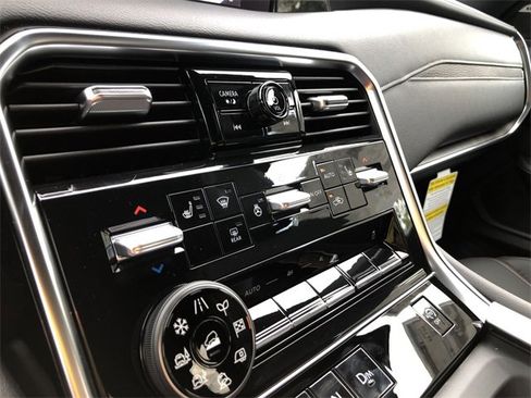 New 2026 Nissan Armada SL w/ Captain's Chari Seat Package image 34