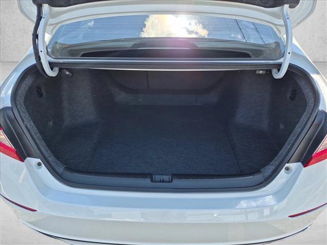 Used 2022 Honda Accord Sport image 6