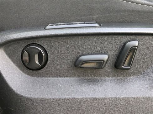 Used 2019 Volkswagen Atlas SEL image 24