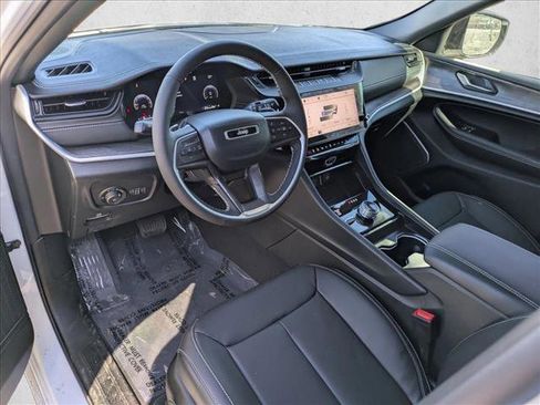 New 2026 Jeep Grand Cherokee Limited Reserve image 3