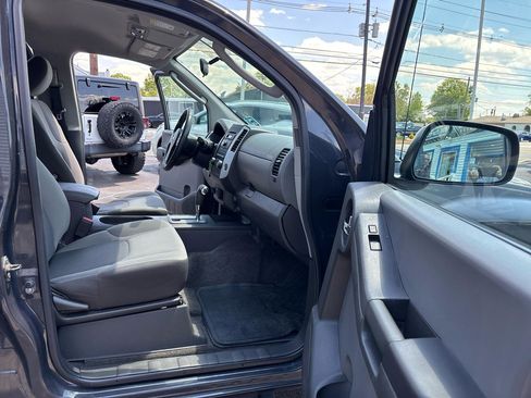 Used 2012 Nissan Xterra S w/ Value Package AWD/4WD image 12