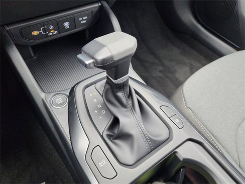 New 2025 Kia K4 LXS image 22