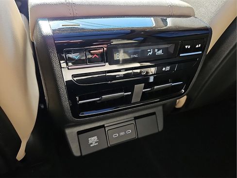 New 2026 Acura MDX Base image 12