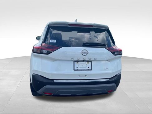 Used 2023 Nissan Rogue SV FWD image 4