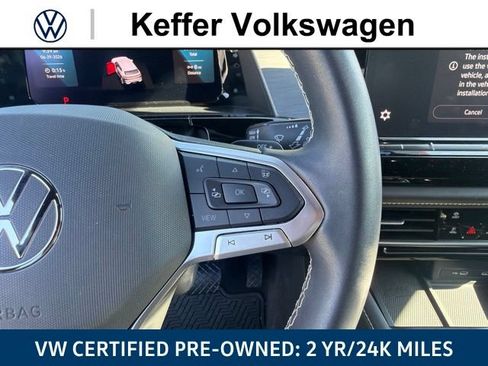 Used 2024 Volkswagen Atlas Cross Sport SE FWD image 20