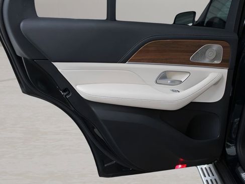 Used 2022 Mercedes-Benz GLE 350 image 10