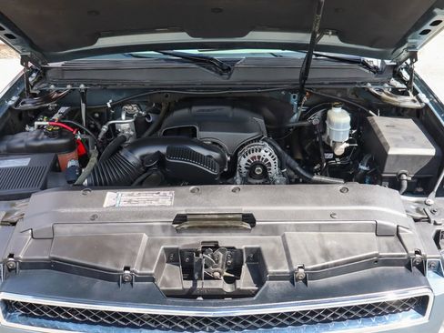 Used 2011 Chevrolet Avalanche LT RWD image 13