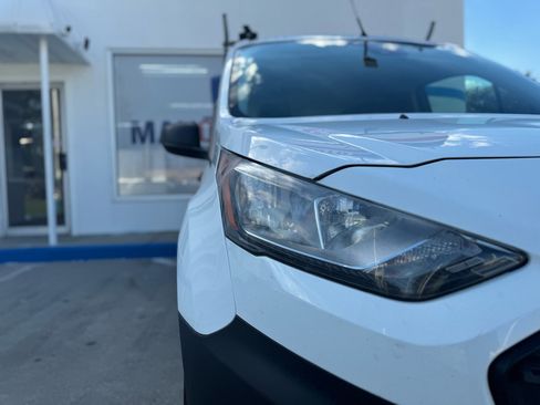 Used 2020 Ford Transit Connect XL image 13