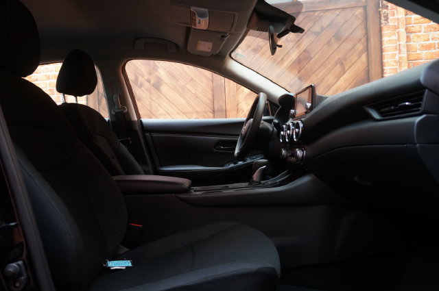 Certified 2025 Nissan Sentra S FWD image 42