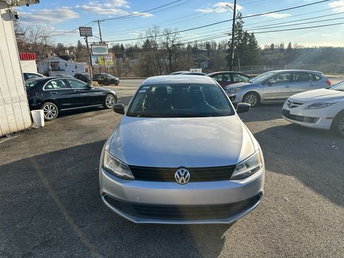 Used 2012 Volkswagen Jetta S image 1