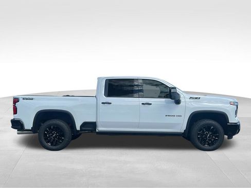 New 2026 Chevrolet Silverado 2500 LTZ w/ LTZ Plus Package AWD/4WD image 7
