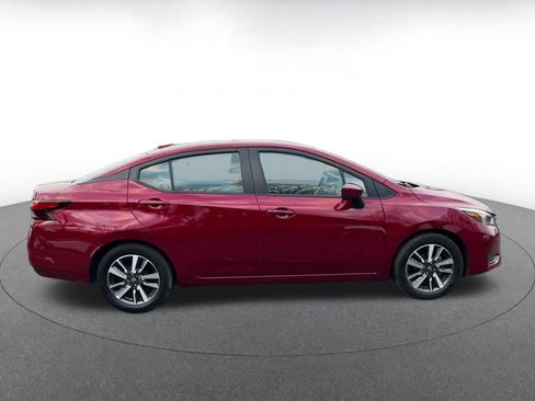 Used 2025 Nissan Versa SV image 16