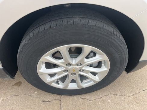 Used 2018 Chevrolet Equinox LT image 55