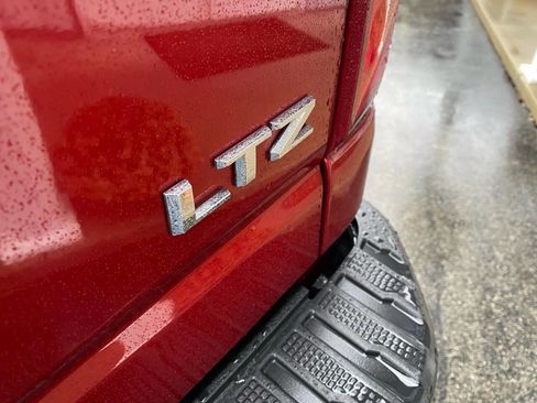 Used 2022 Chevrolet Silverado 2500 LTZ AWD/4WD image 34