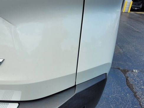 Certified 2023 Nissan Rogue SV FWD image 12