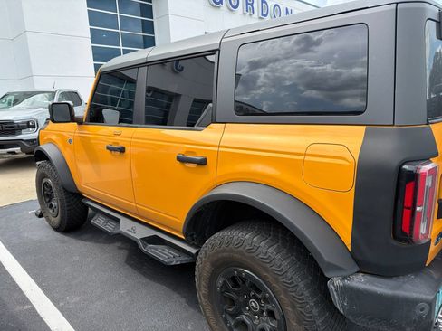 Used 2022 Ford Bronco Wildtrak AWD/4WD image 3