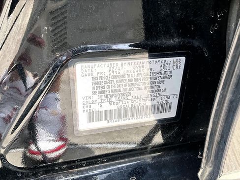 Used 2017 Nissan Sentra S w/ S Style Package FWD image 33