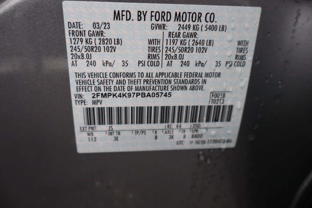 Used 2023 Ford Edge Titanium AWD/4WD image 4