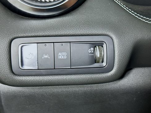 Used 2024 Chevrolet Blazer EV LT AWD/4WD image 17