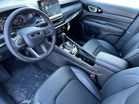 New 2026 Jeep Compass Latitude AWD/4WD image 10
