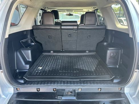 Used 2016 Toyota 4Runner SR5 Premium AWD/4WD image 27