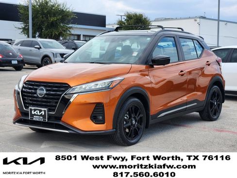 Used 2021 Nissan Kicks SR w/ SR Premium Package FWD image 3
