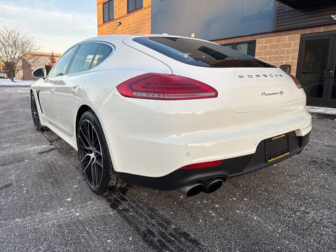 Used 2015 Porsche Panamera 4S image 27