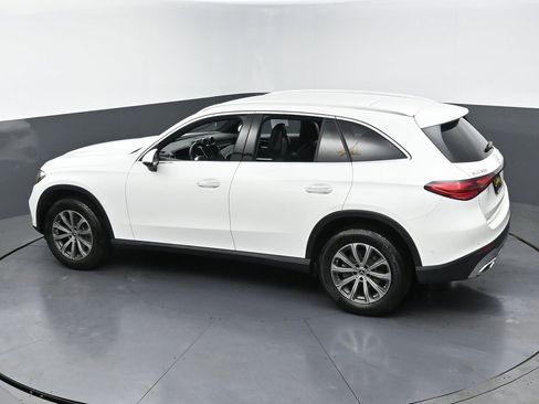 Used 2024 Mercedes-Benz GLC 300 4MATIC image 46