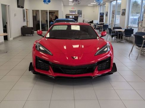 New 2026 Chevrolet Corvette Z06 w/ Z07 Performance Package RWD image 3