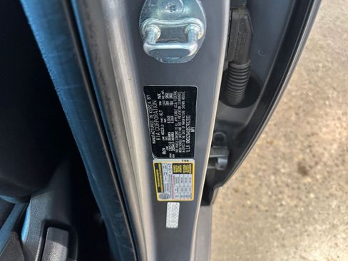 Used 2025 Kia Soul LX w/ LX Technology Package image 28