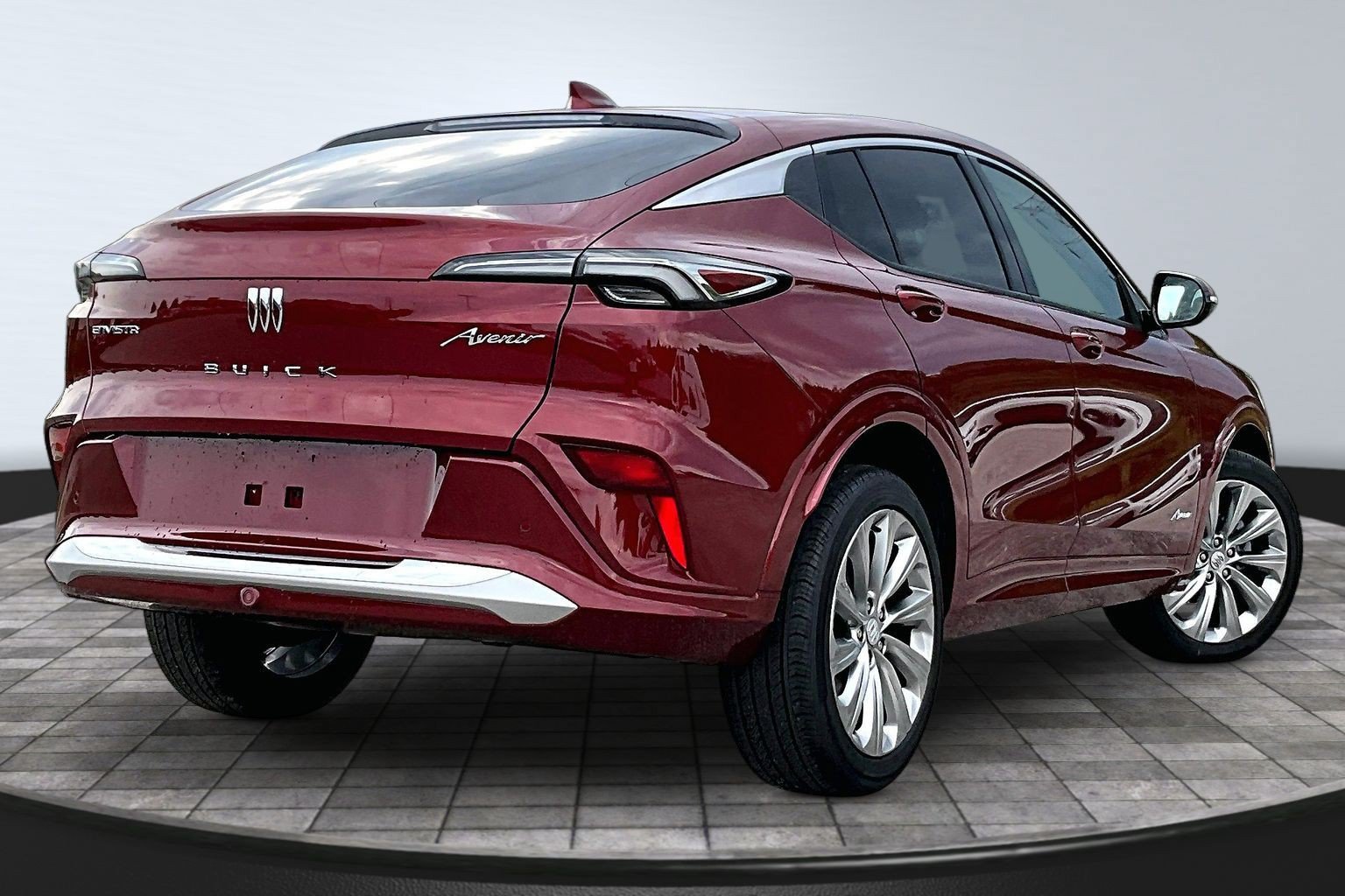 Used 2024 Buick Envista Avenir FWD image 2