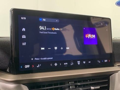 Used 2025 Ford Explorer Active image 16