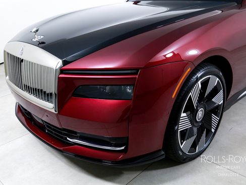 Certified 2024 Rolls-Royce Spectre w/ Spectre Launch Package image 38