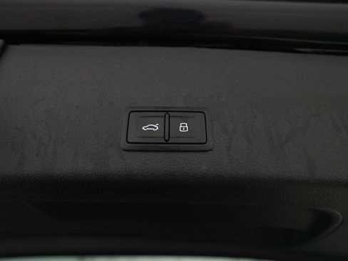 Certified 2024 Audi Q8 e-tron Prestige w/ Prestige Package AWD/4WD image 15