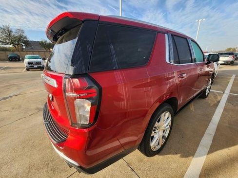 Used 2022 Chevrolet Tahoe High Country image 3