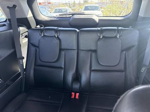 Used 2022 Ford Explorer Limited w/ Limited Technology Package AWD/4WD image 23