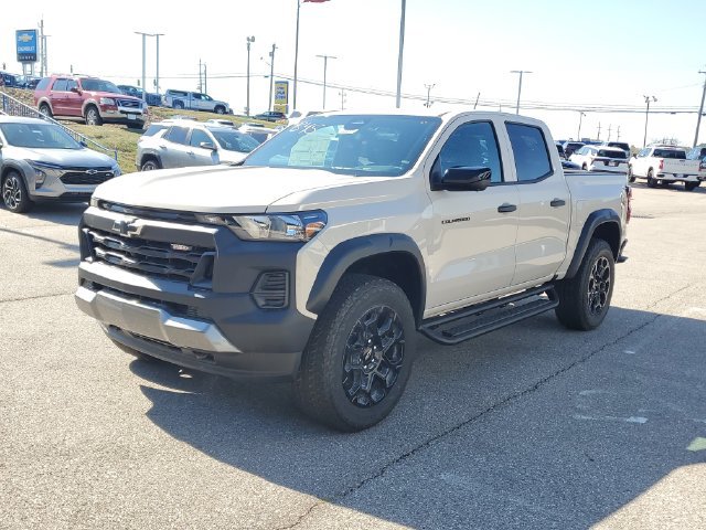 New 2026 Chevrolet Colorado Trail Boss AWD/4WD image 2