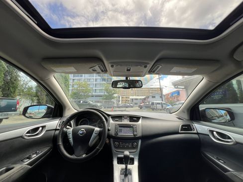 Used 2013 Nissan Sentra SR w/ Premium Pkg FWD image 17
