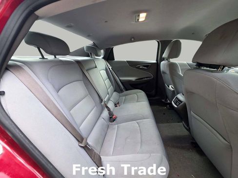 Used 2021 Chevrolet Malibu LT FWD image 7