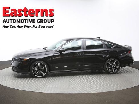 Used 2025 Honda Accord Sport image 60