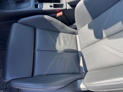 Used 2025 Audi Q3 2.0T Premium w/ Convenience Package image 11