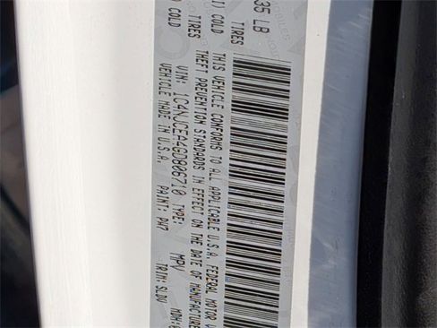 Certified 2016 Jeep Compass High Altitude image 31