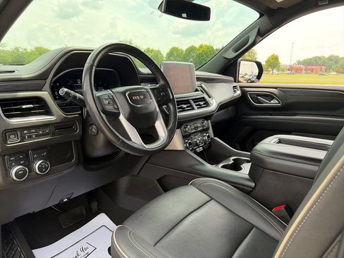 Used 2022 GMC Yukon SLT w/ SLT Luxury Package AWD/4WD image 14