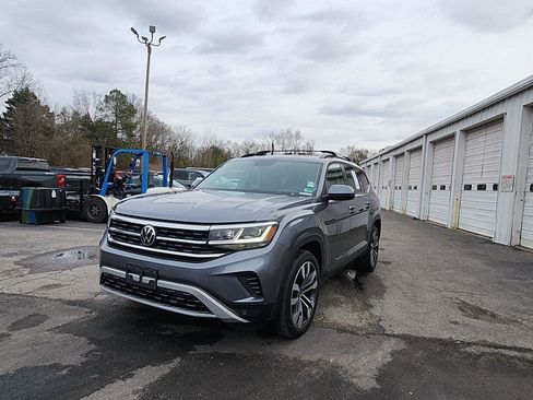 Used 2022 Volkswagen Atlas SE image 1