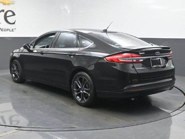 Used 2018 Ford Fusion SE w/ Equipment Group 201A FWD image 39