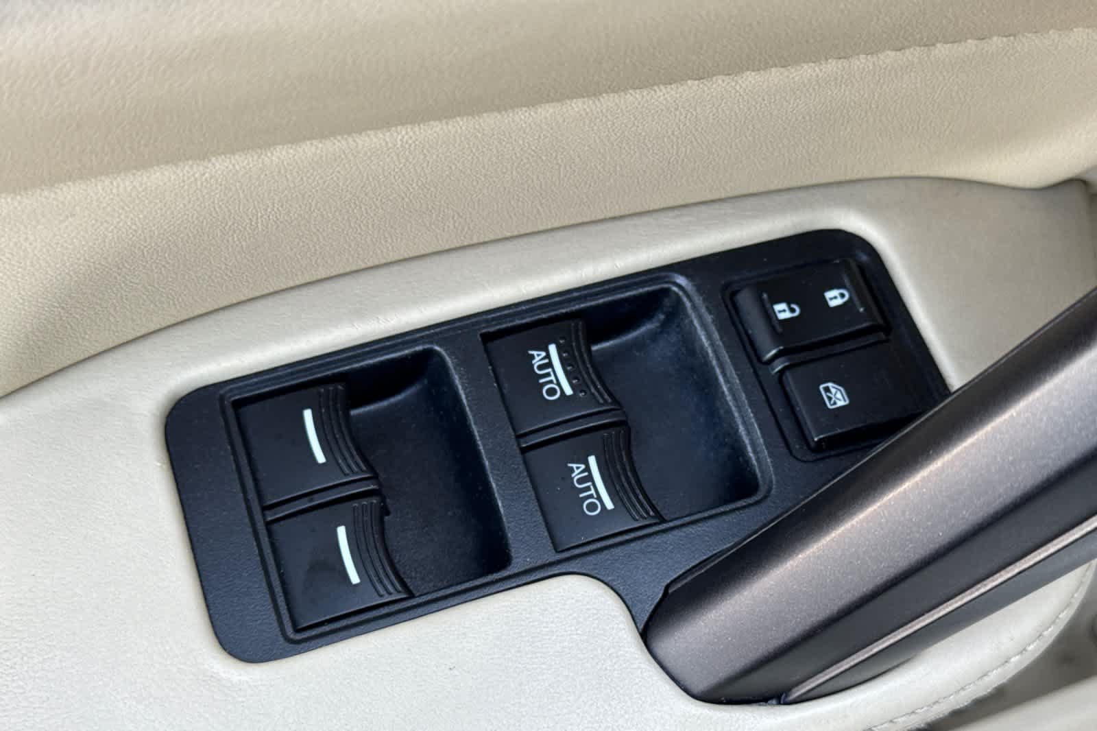 Used 2012 Acura TL w/ Advance Package FWD image 13