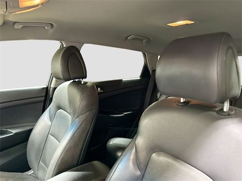 Used 2018 Hyundai Tucson SEL Plus image 23